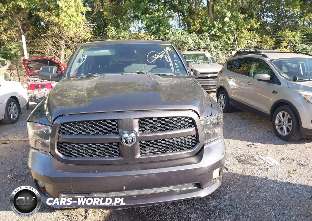 2018 Ram 1500 Express 4X4 6'4 Box VIN:1C6RR7FT3JS192986 - 12