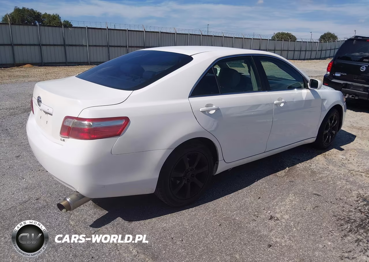 2007 Toyota Camry Le VIN:JTNBE46K273075796 - 4