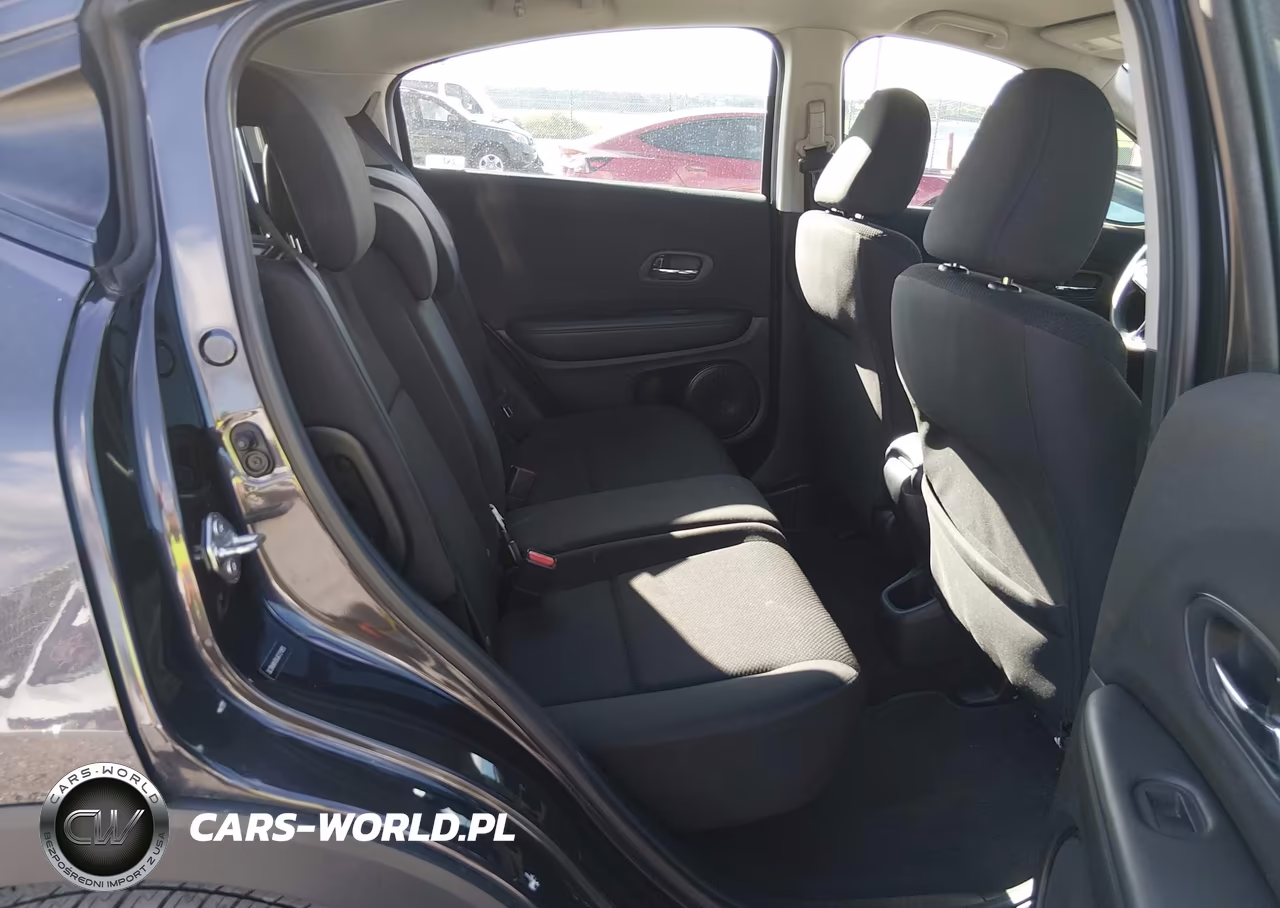 2018 Honda Hr-V Lx VIN:3CZRU6H39JG721955 - 8