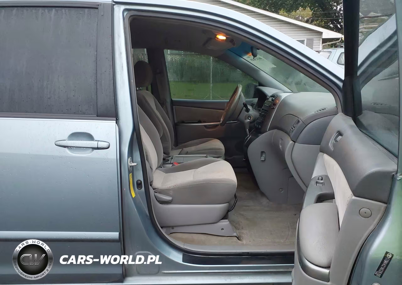 2010 Toyota Sienna Le VIN:5TDKK4CC1AS326100 - 5