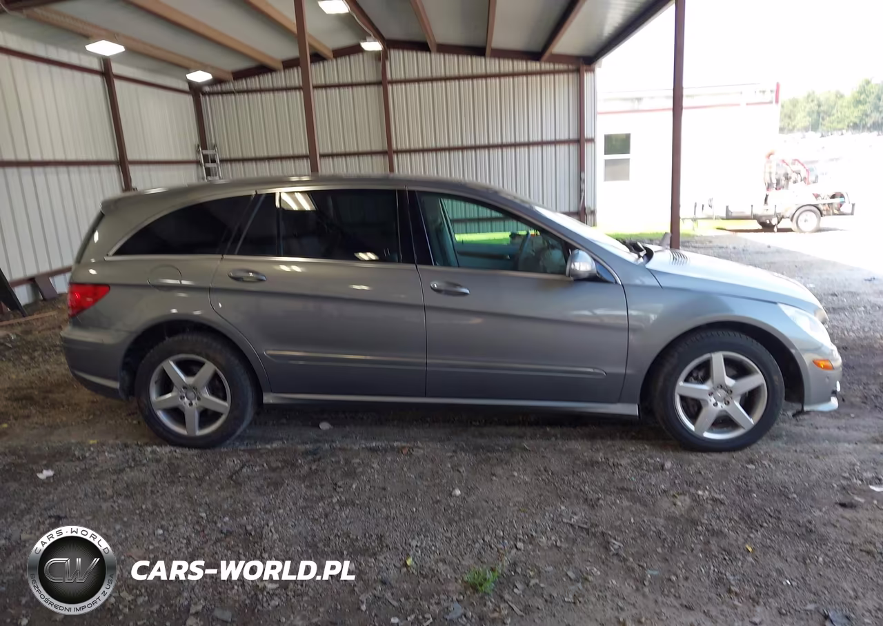 2010 Mercedes-Benz R 350 4Matic VIN:4JGCB6FE0AA111846 - 13