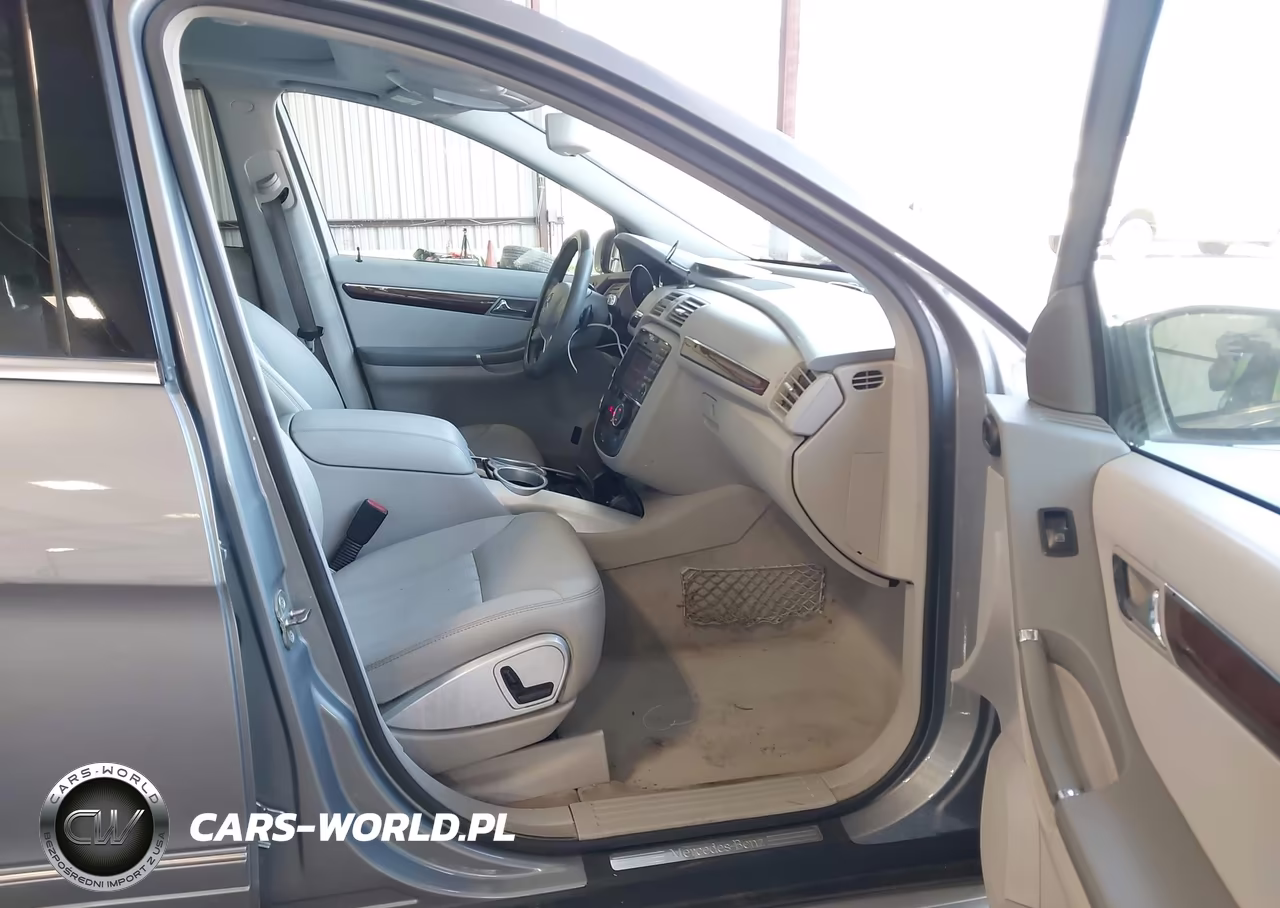 2010 Mercedes-Benz R 350 4Matic VIN:4JGCB6FE0AA111846 - 5