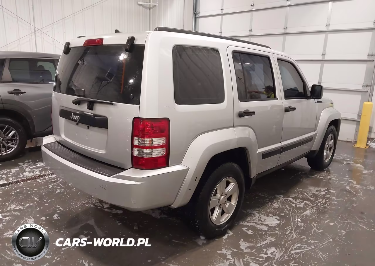 2012 Jeep Liberty Sport VIN:1C4PJLAK6CW178798 - 4