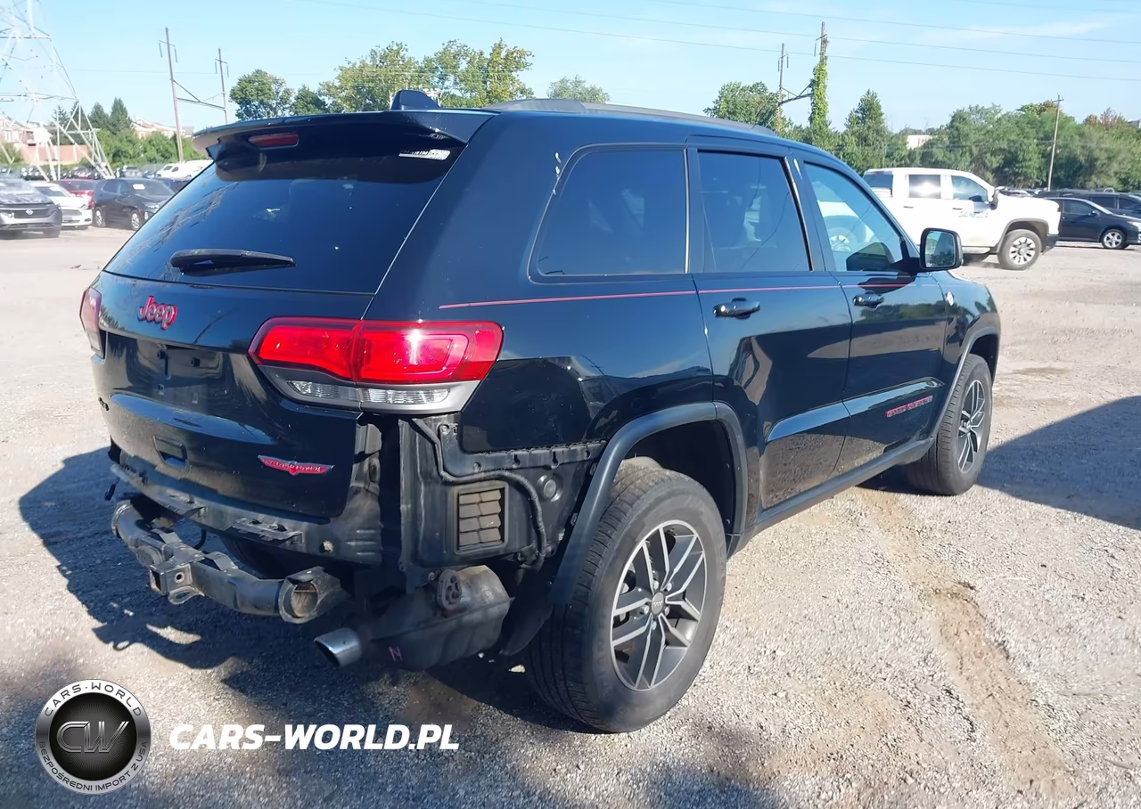 2017 Jeep Grand Cherokee Trailhawk 4X4 VIN:1C4RJFLG4HC635751 - 4