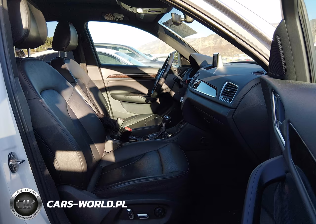 2016 Audi Q3 2.0T Premium Plus VIN:WA1BFCFS0GR012814 - 5