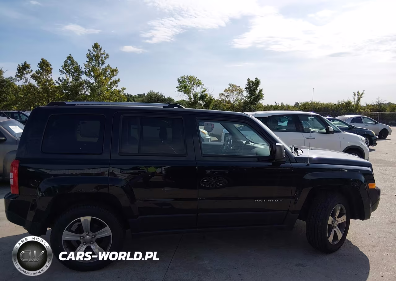 2017 Jeep Patriot High Altitude 4X4 VIN:1C4NJRFB8HD111383 - 13