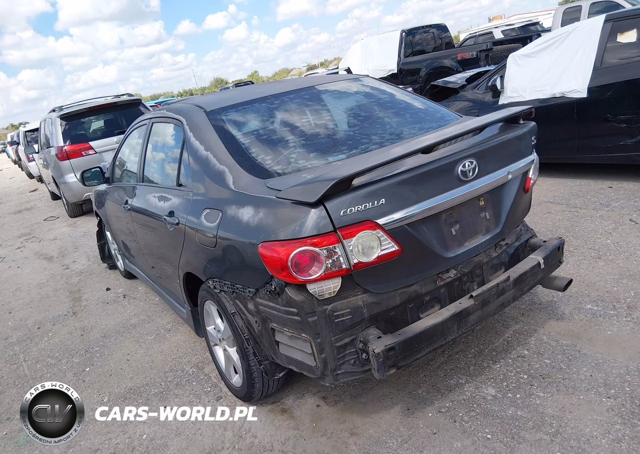 2011 Toyota Corolla S VIN:2T1BU4EE2BC670148 - 3