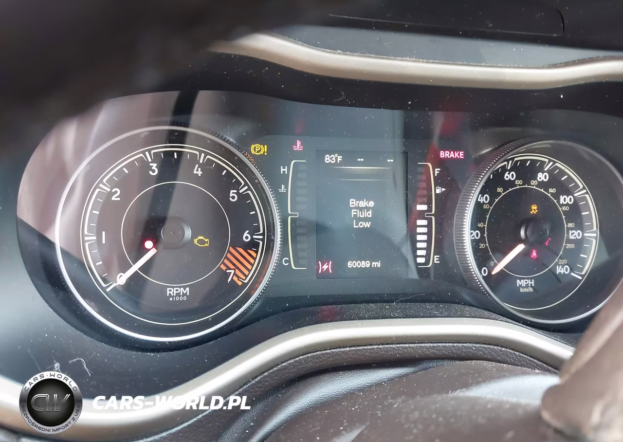 2014 Jeep Cherokee Latitude VIN:1C4PJLCB2EW226006 - 7