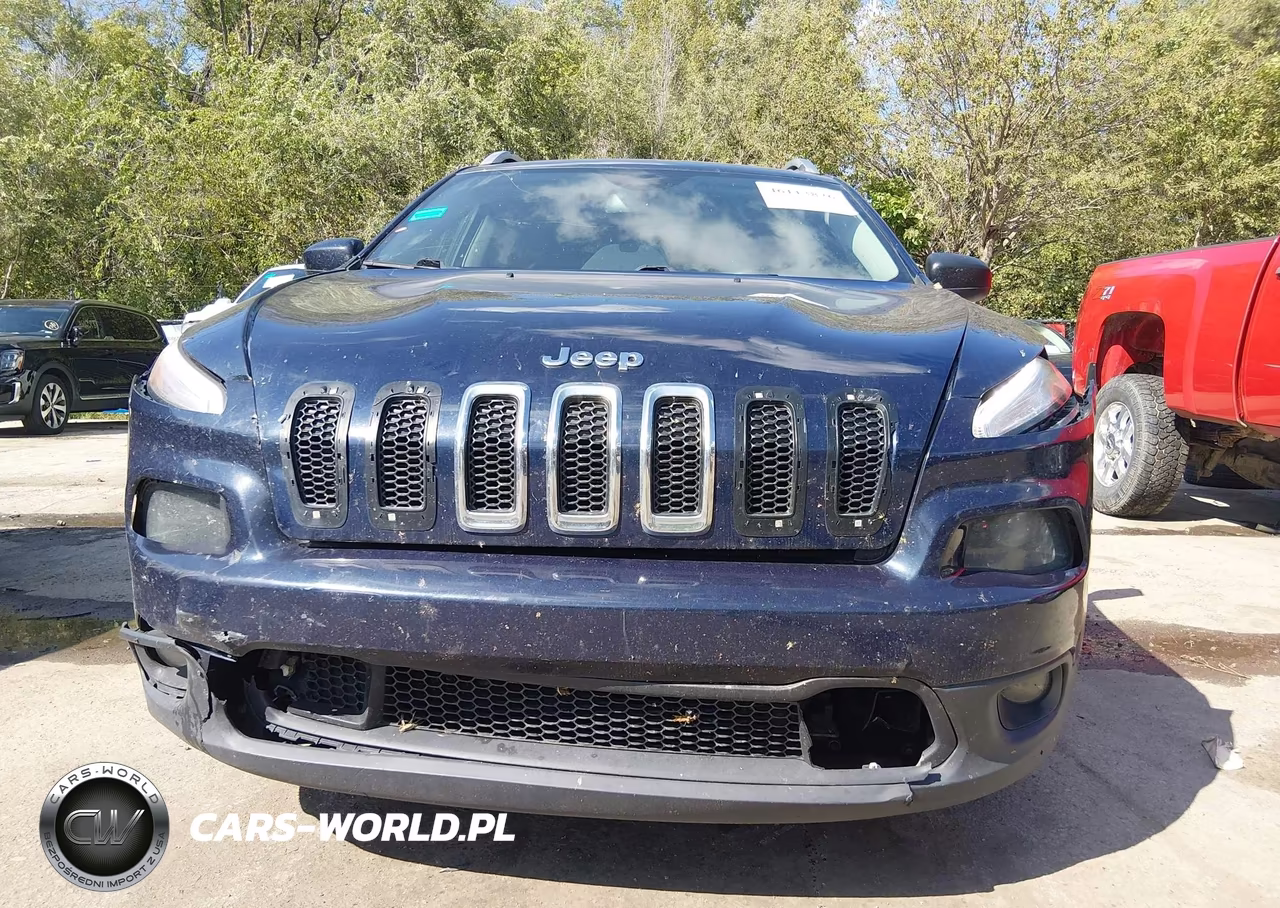 2015 Jeep Cherokee Latitude VIN:1C4PJLCSXFW643035 - 14