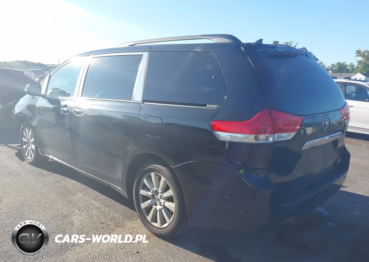 2013 Toyota Sienna Limited 7 Passenger VIN:5TDDK3DC1DS057098 - 3