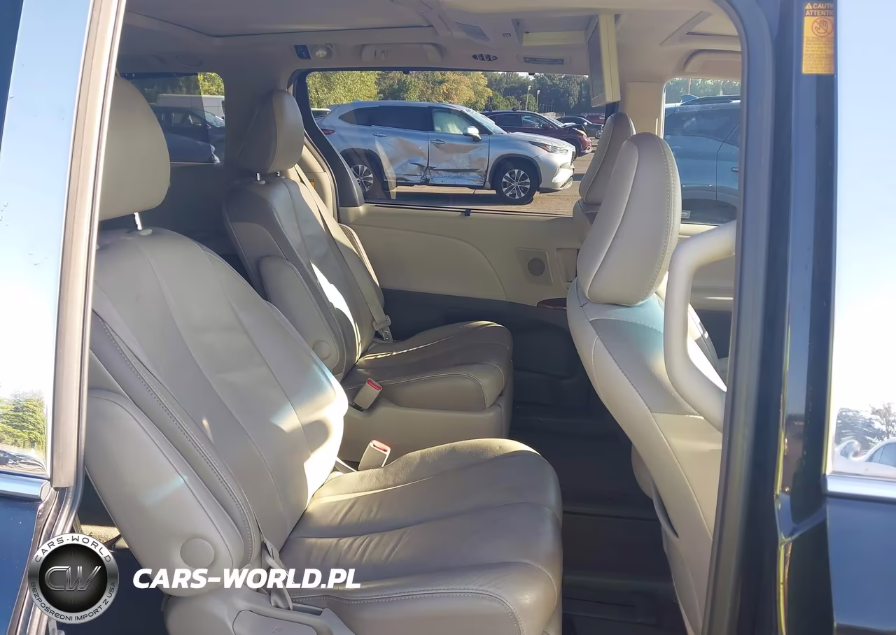 2013 Toyota Sienna Limited 7 Passenger VIN:5TDDK3DC1DS057098 - 8