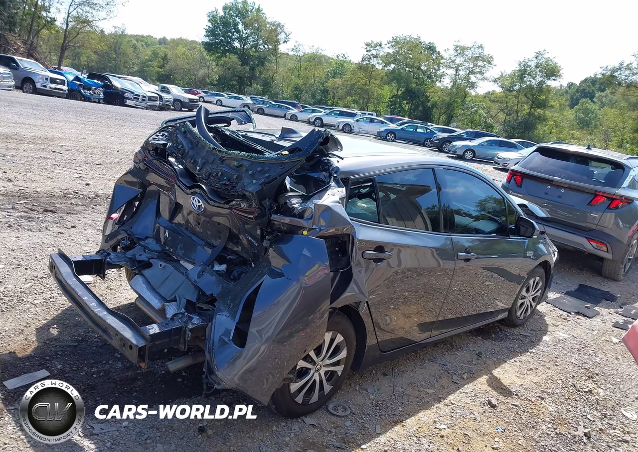 2020 Toyota Prius Prime Limited VIN:JTDKARFP9L3142168 - 13
