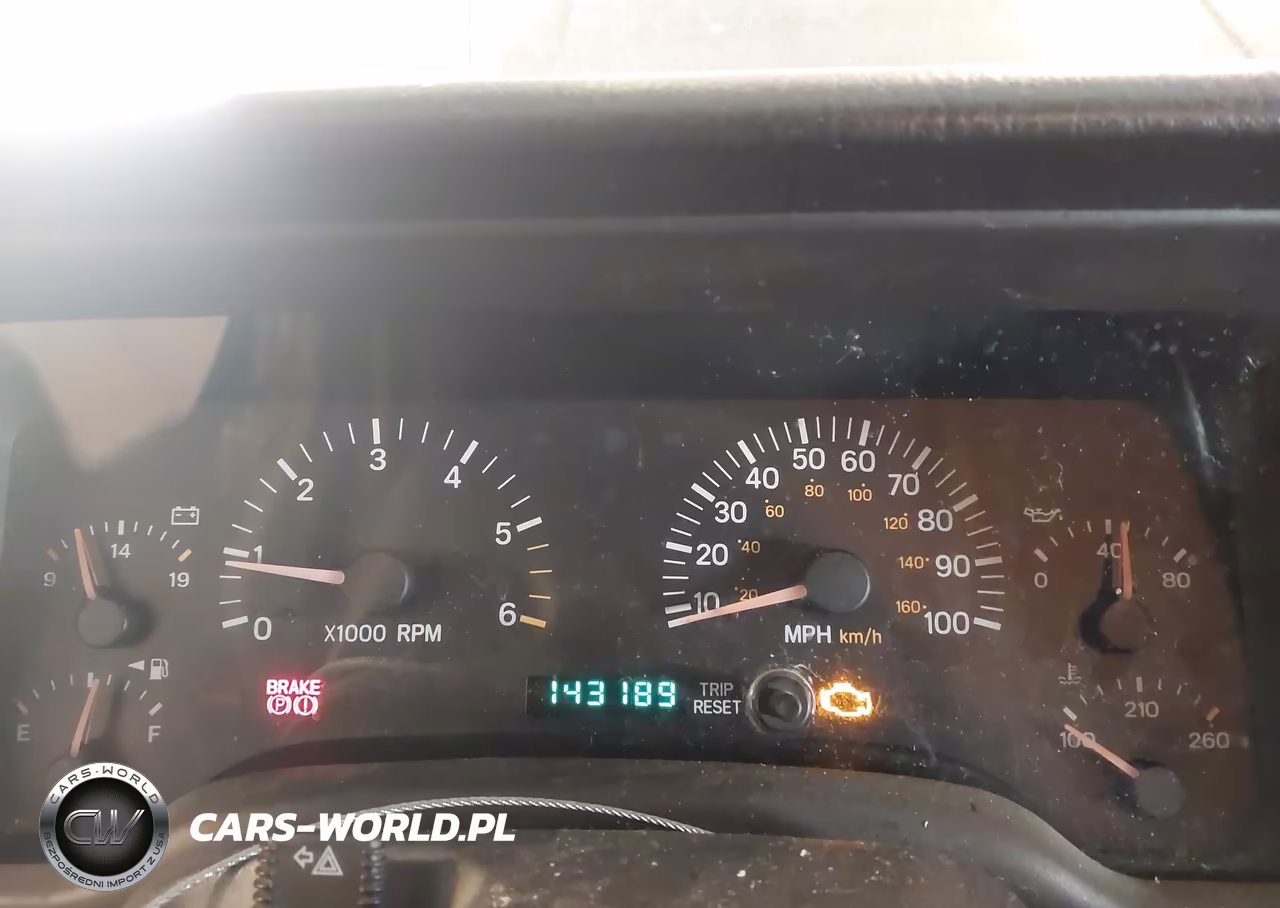 2001 Jeep Cherokee Sport VIN:1J4FF48S01L560066 - 7