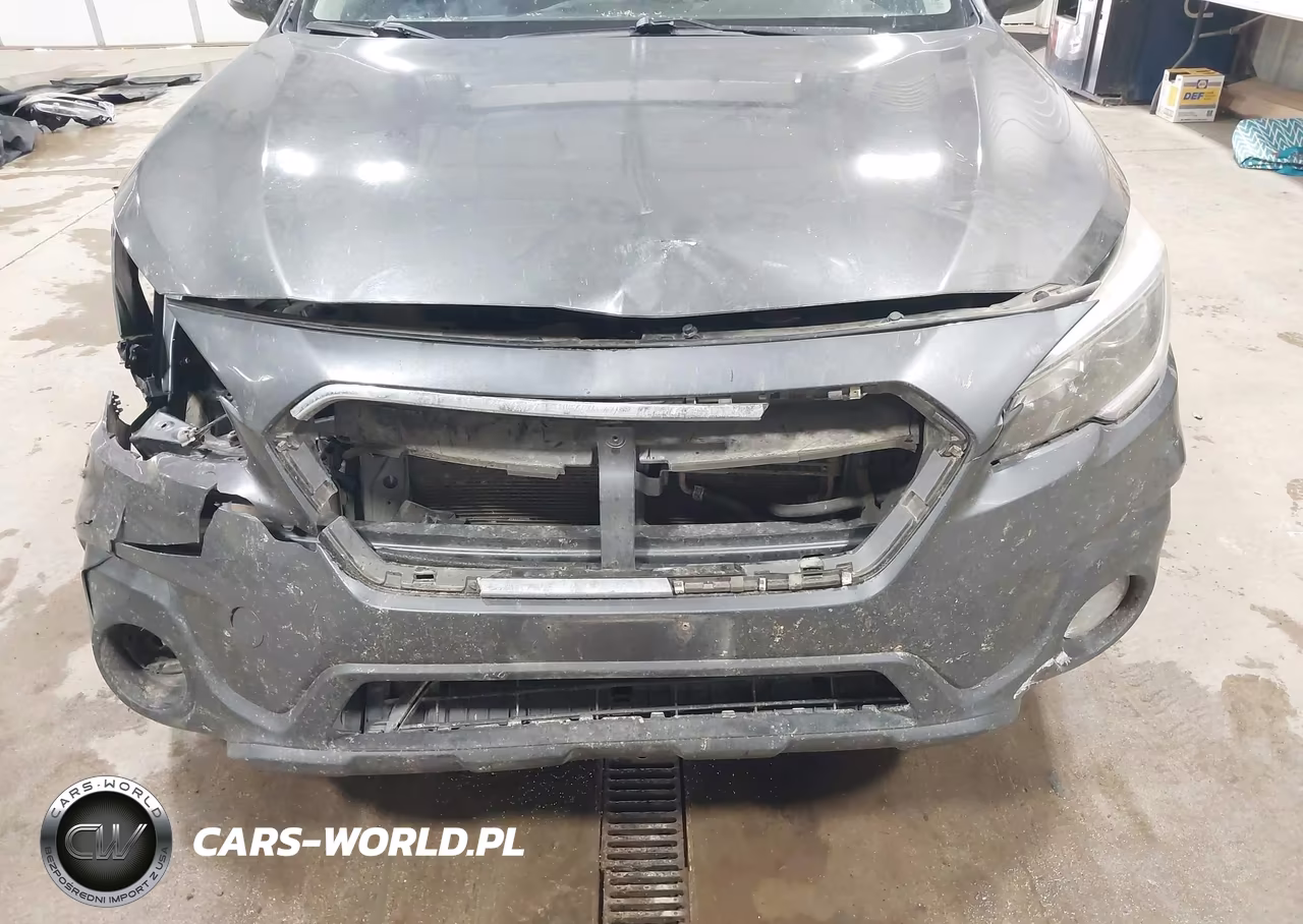 2018 Subaru Outback 2.5I Premium VIN:4S4BSAFC3J3298873 - 6