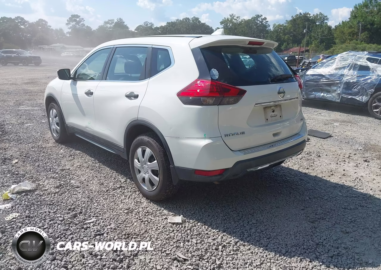 2017 Nissan Rogue S VIN:5N1AT2MV6HC739070 - 3