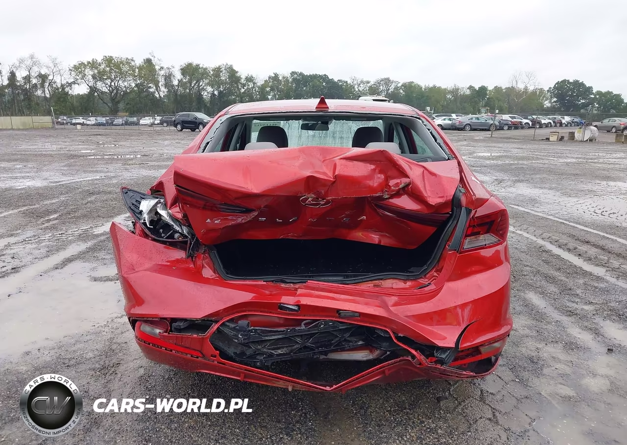 2019 Hyundai Elantra Sel VIN:5NPD84LFXKH453808 - 17