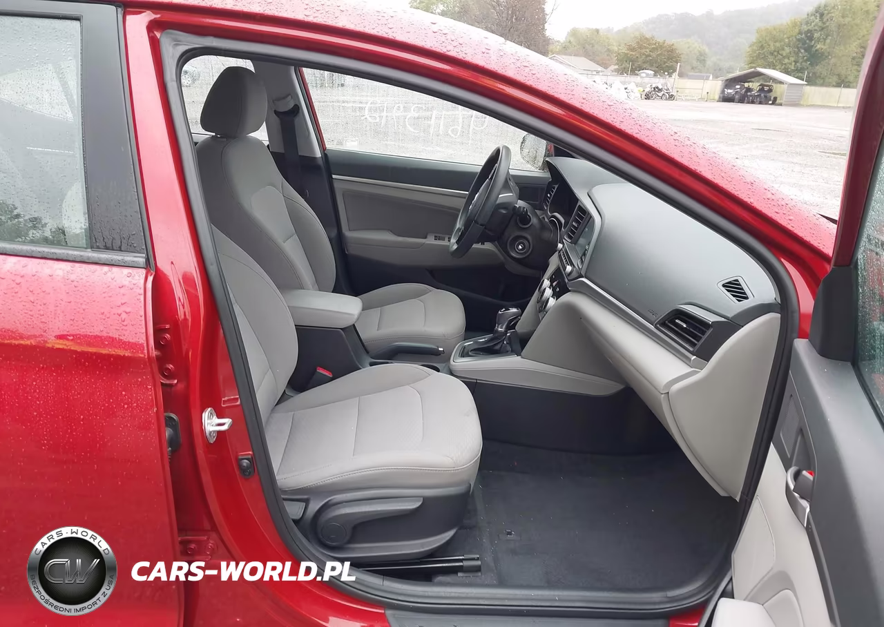 2019 Hyundai Elantra Sel VIN:5NPD84LFXKH453808 - 5