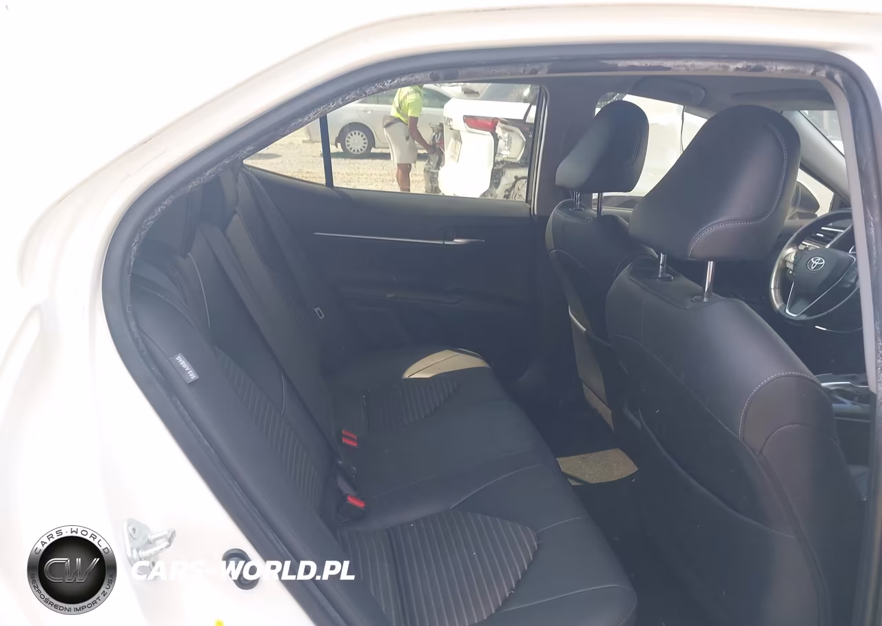 2018 Toyota Camry Se VIN:JTNB11HK8J3021417 - 8