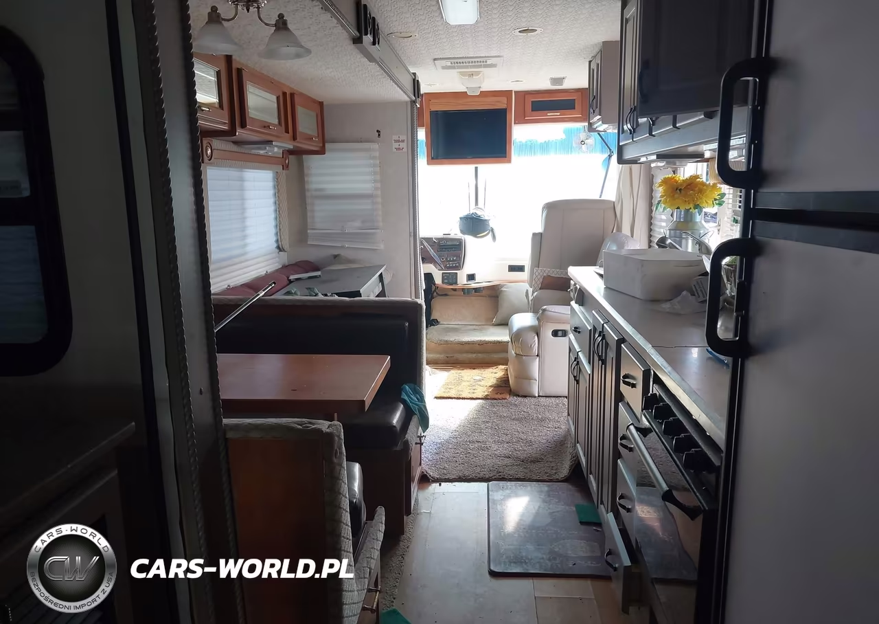 2004 Workhorse Custom Chassis Motorhome Chassis W22 VIN:5B4MP67G233366148 - 17