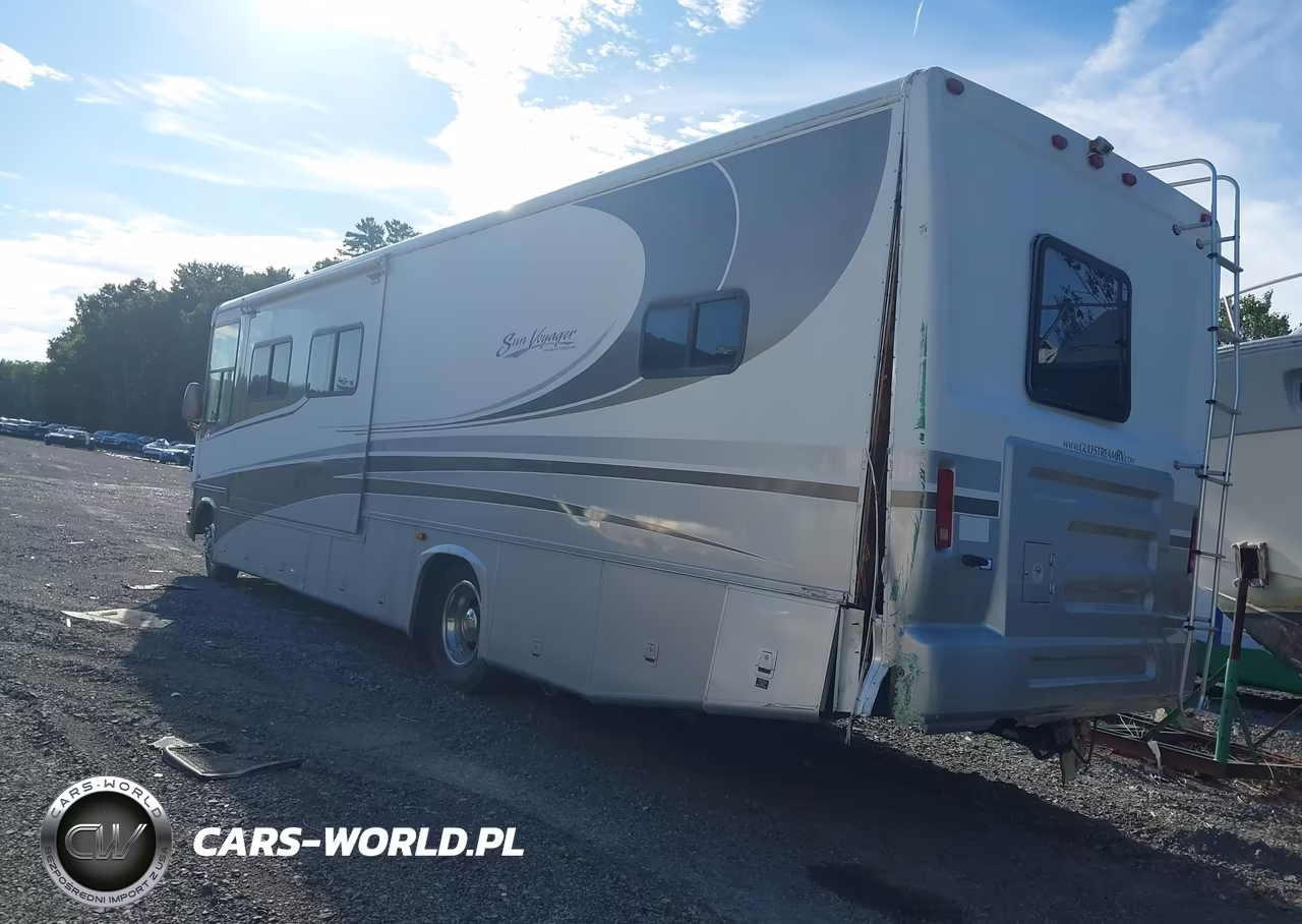 2004 Workhorse Custom Chassis Motorhome Chassis W22 VIN:5B4MP67G233366148 - 3