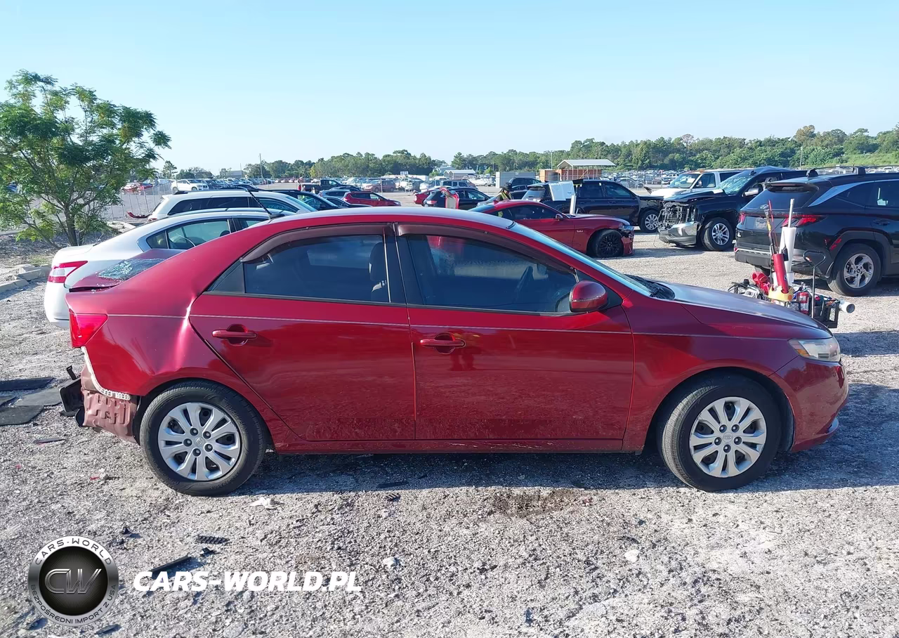 2011 Kia Forte Ex VIN:KNAFU4A26B5410486 - 13