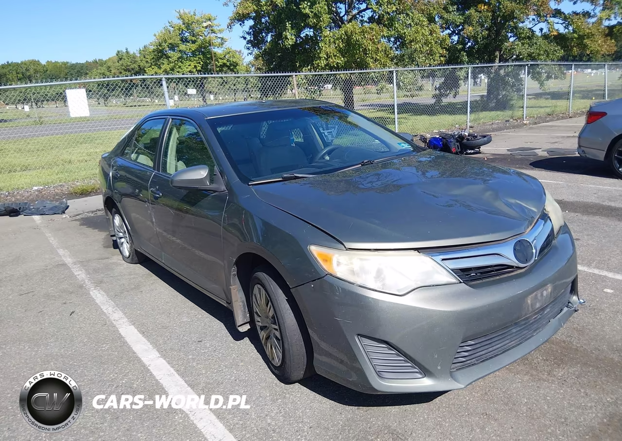 2013 Toyota Camry Le
