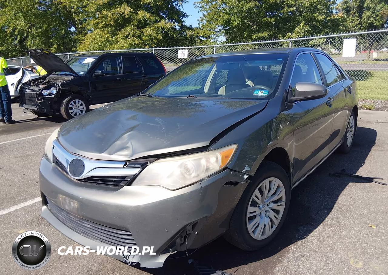2013 Toyota Camry Le VIN:4T4BF1FK5DR279824 - 17
