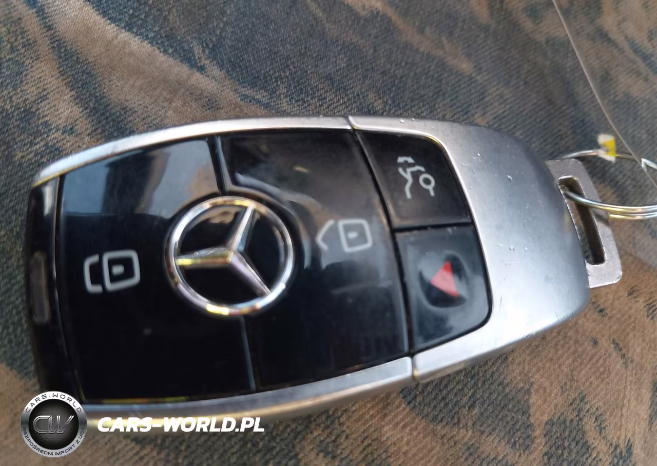 2018 Mercedes-Benz E 400 4Matic VIN:WDDZF6GB9JA362653 - 11