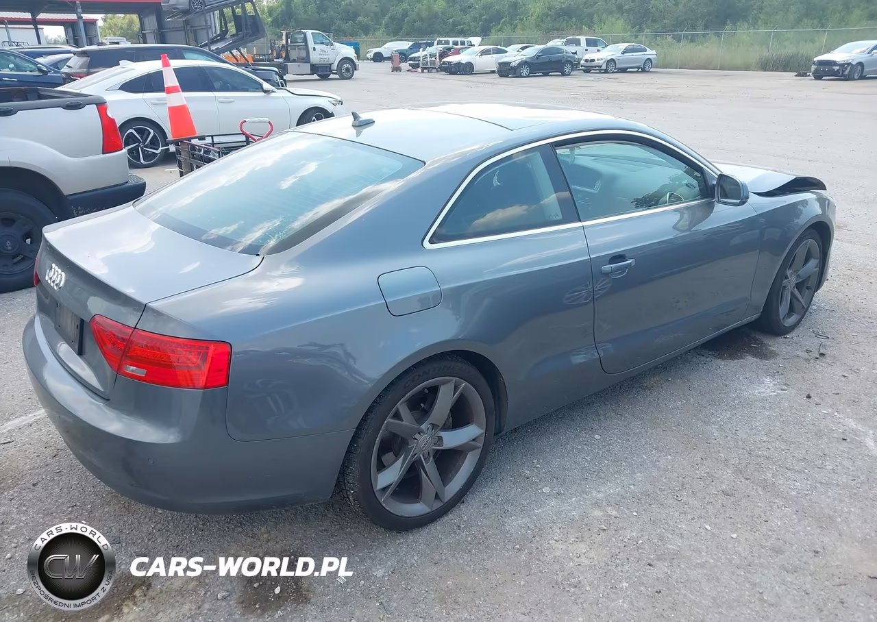 2014 Audi A5 2.0T Premium VIN:WAULFAFR3EA013962 - 4