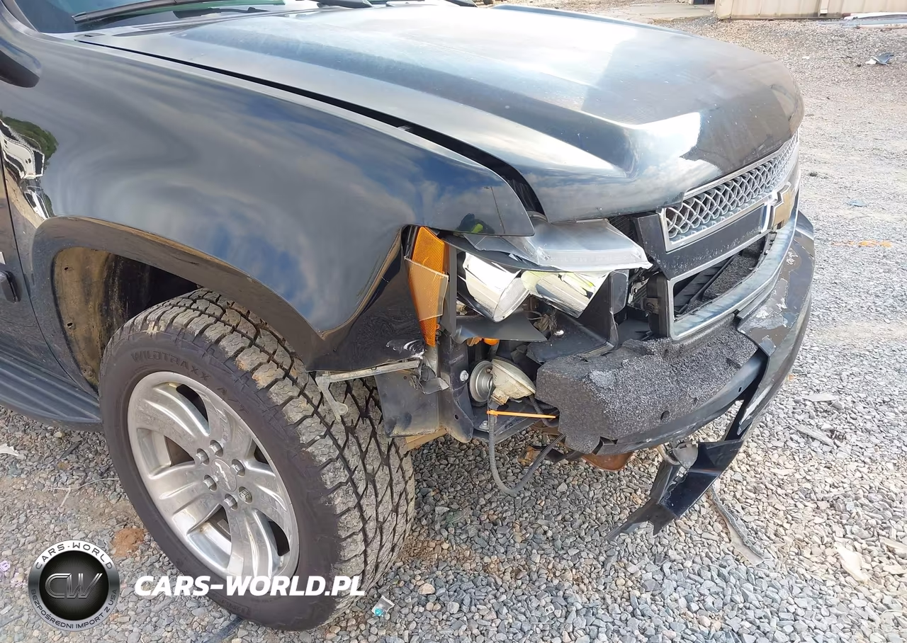 2008 Chevrolet Tahoe Ltz VIN:1GNFK130X8R161802 - 12