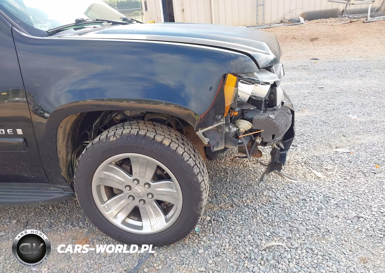 2008 Chevrolet Tahoe Ltz VIN:1GNFK130X8R161802 - 13