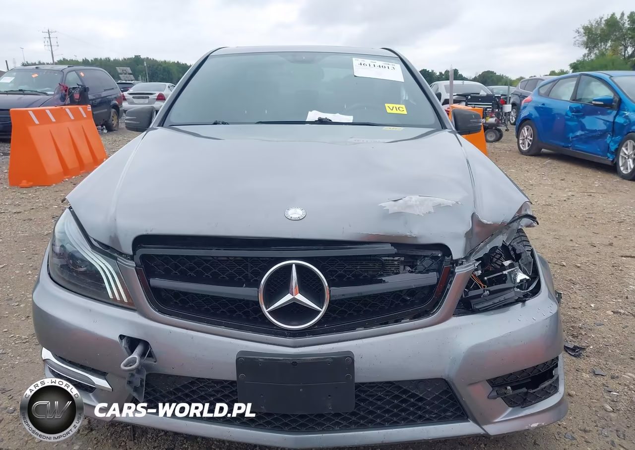 2013 Mercedes-Benz C 250 Sport VIN:WDDGF4HB2DA793091 - 12