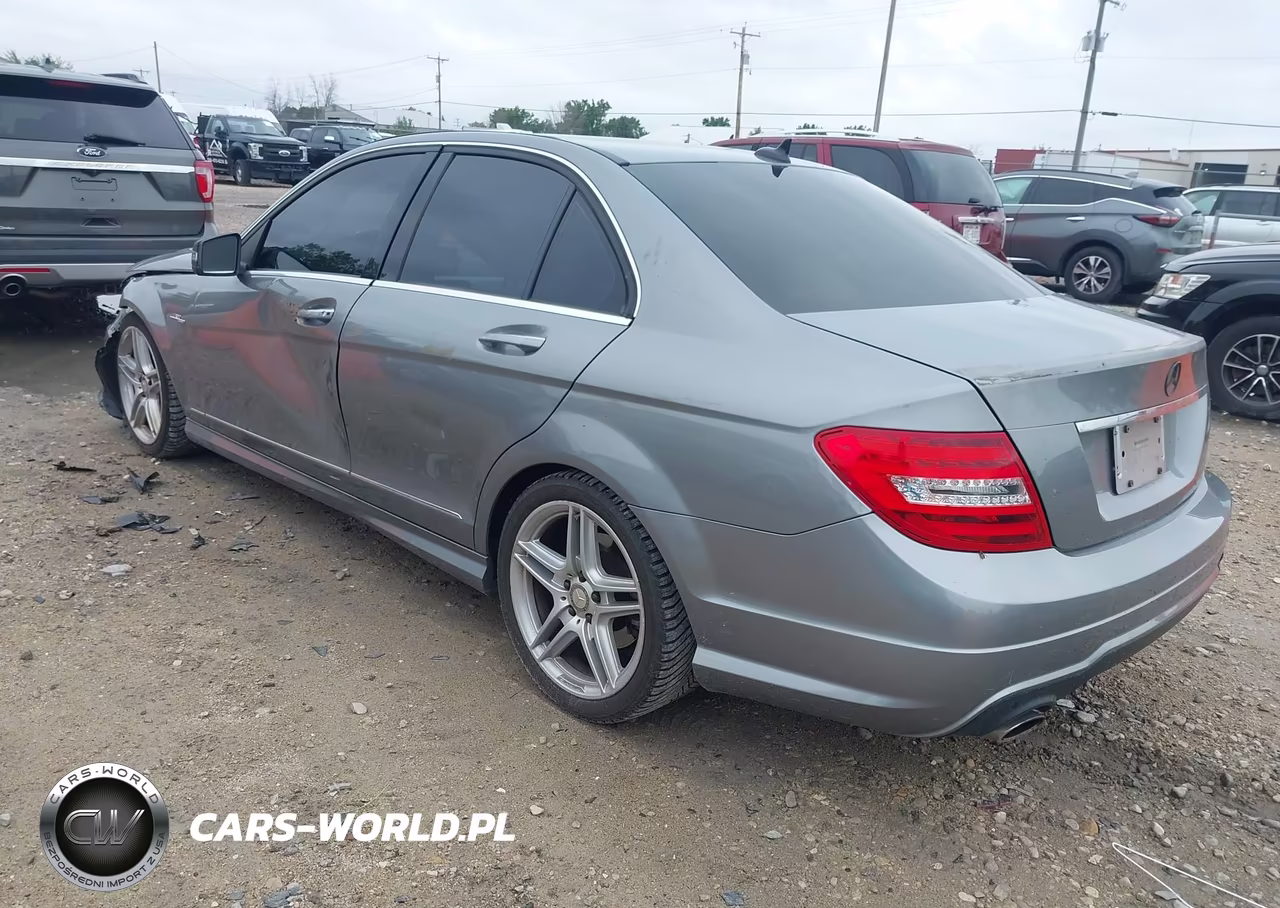 2013 Mercedes-Benz C 250 Sport VIN:WDDGF4HB2DA793091 - 3