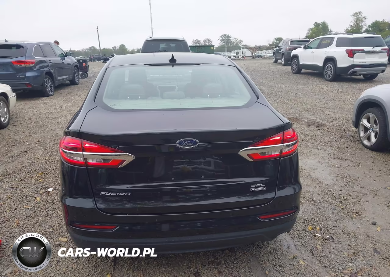 2020 Ford Fusion Hybrid Sel VIN:3FA6P0MU4LR139318 - 17