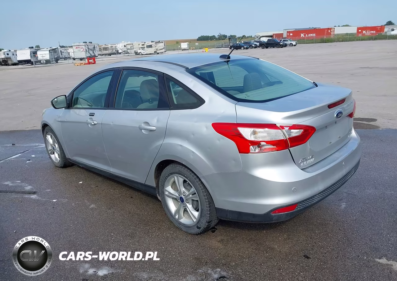 2014 Ford Focus Se VIN:1FADP3F25EL197671 - 3