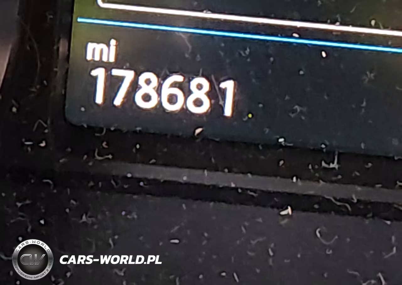 2018 Volkswagen Atlas 3.6L V6 Sel VIN:1V2ER2CA2JC508044 - 15