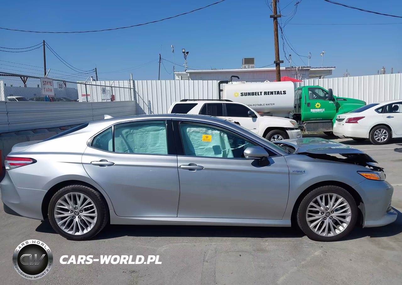 2020 Toyota Camry Xle Hybrid VIN:4T1F31AK5LU536619 - 13