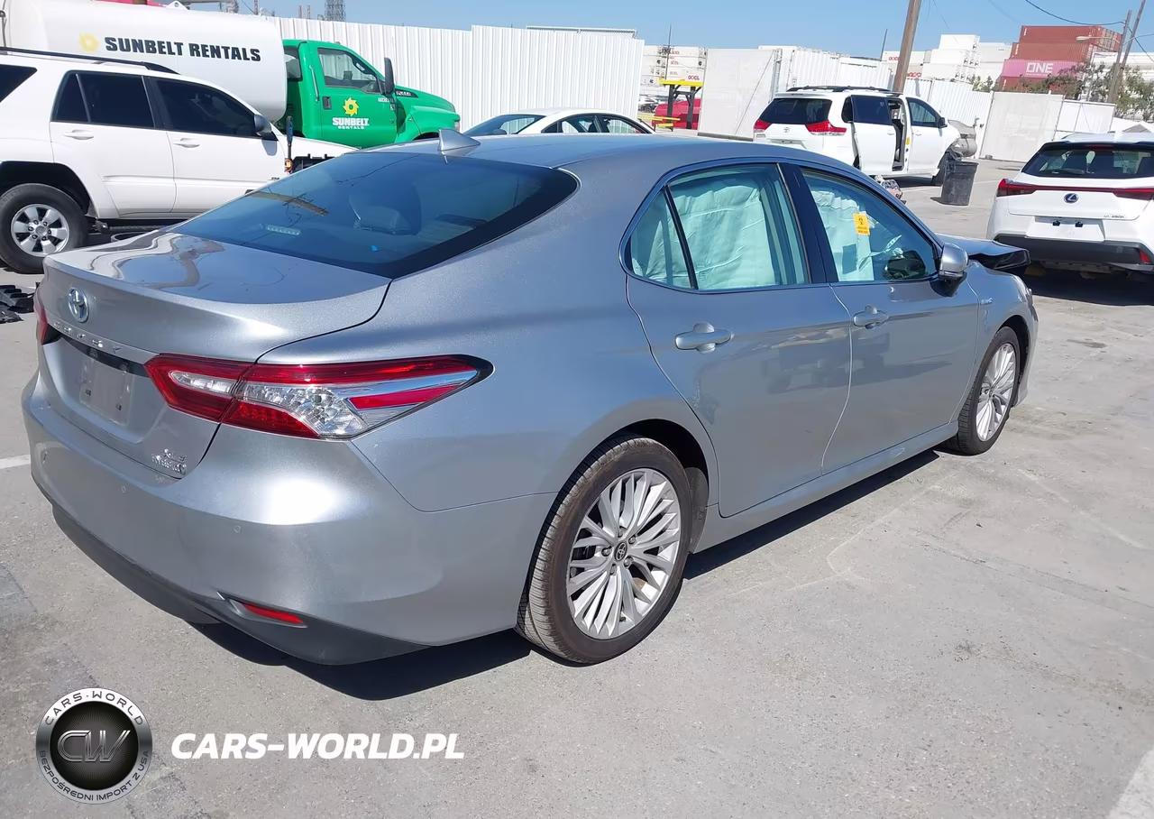 2020 Toyota Camry Xle Hybrid VIN:4T1F31AK5LU536619 - 4