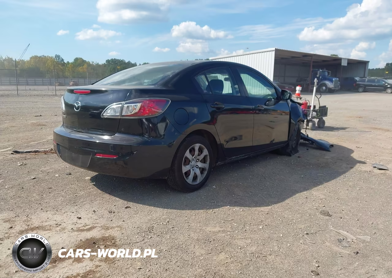 2012 Mazda Mazda3 I Sport VIN:JM1BL1UF9C1524394 - 4
