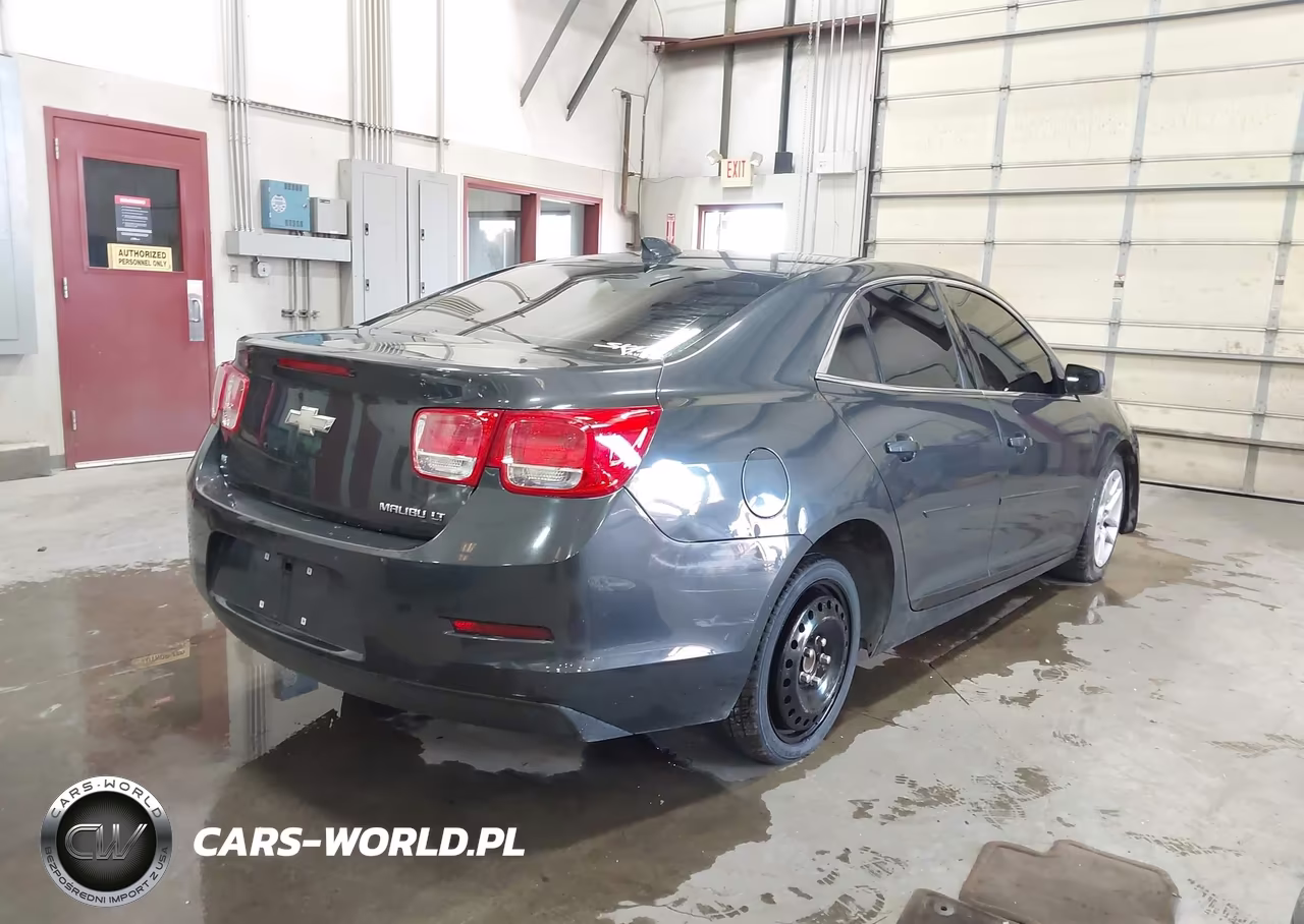 2015 Chevrolet Malibu 1Lt VIN:1G11C5SL8FF182996 - 4