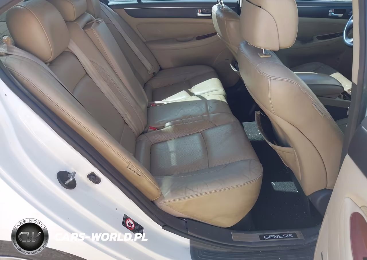 2012 Hyundai Genesis 4.6 VIN:KMHGC4DF9CU172760 - 8