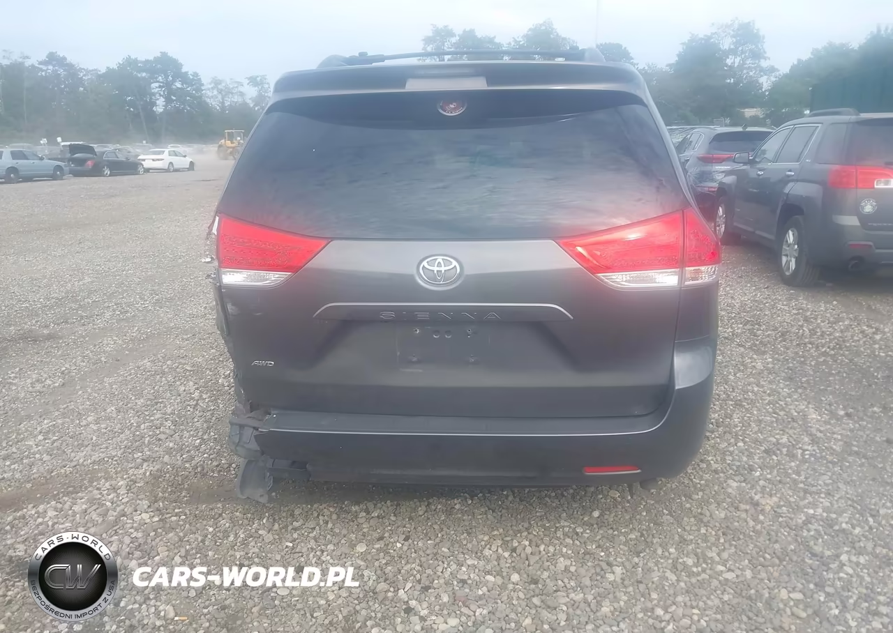 2013 Toyota Sienna Xle 7 Passenger VIN:5TDDK3DC6DS062359 - 16
