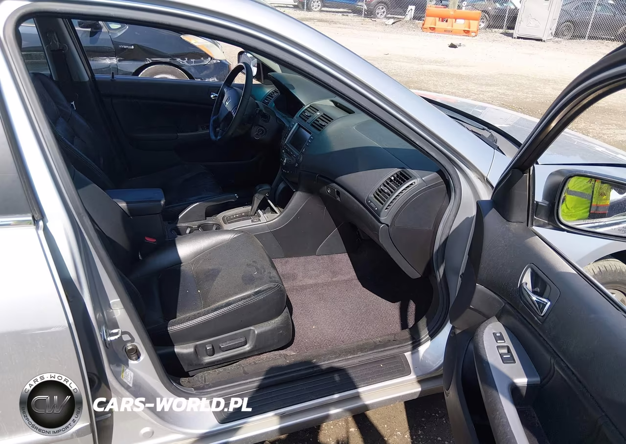 2007 Honda Accord 3.0 Ex VIN:1HGCM66897A054811 - 5