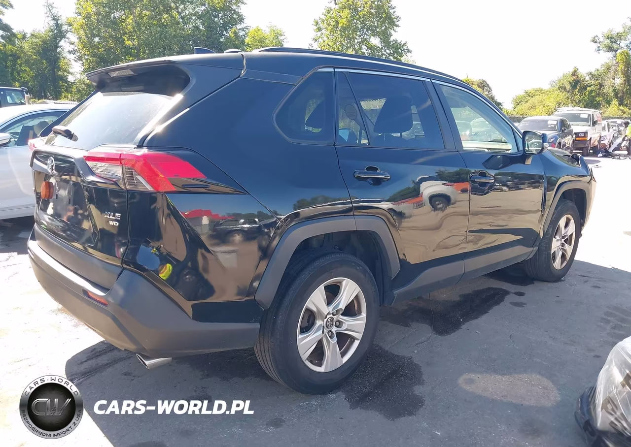 2019 Toyota Rav4 Xle VIN:JTMP1RFV4KD507787 - 4