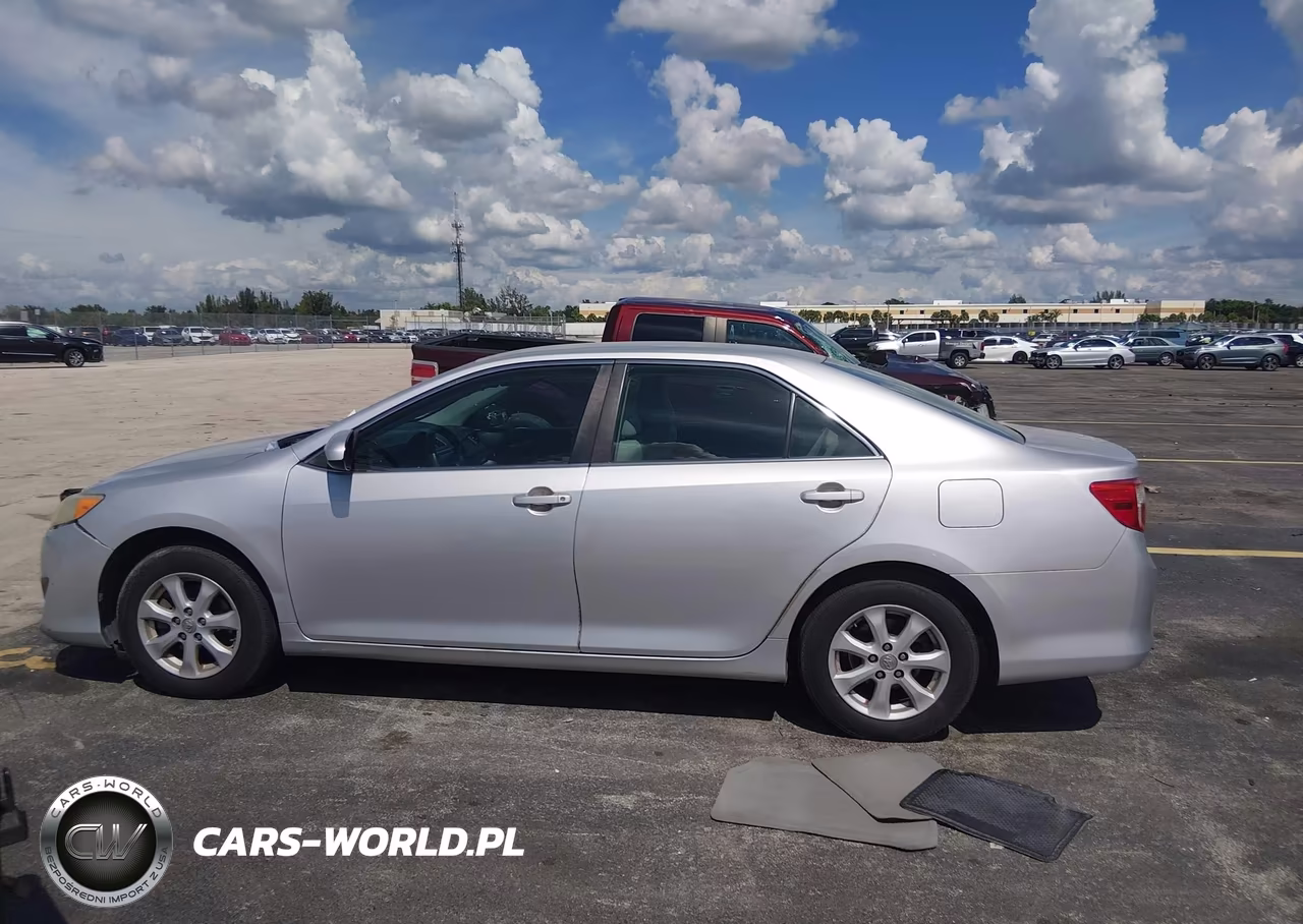 2012 Toyota Camry L VIN:4T1BF1FK3CU592041 - 13