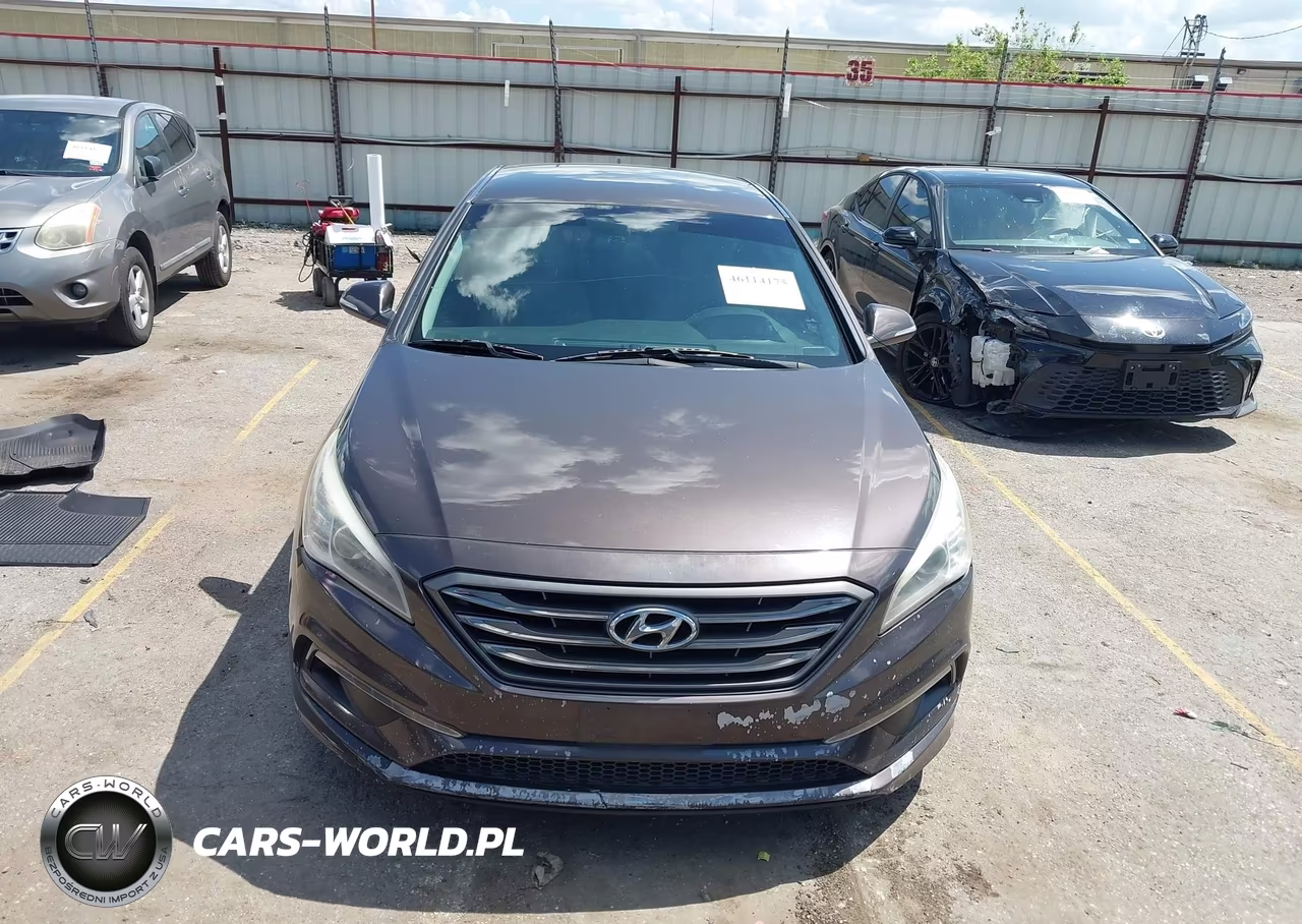 2015 Hyundai Sonata Sport VIN:5NPE34AFXFH127857 - 12