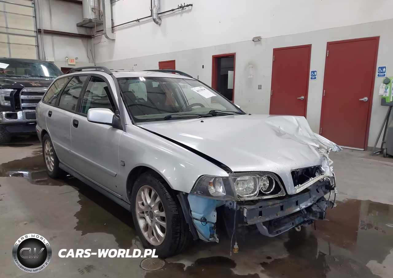 2003 Volvo V40 A – zdjęcie 1 z 12