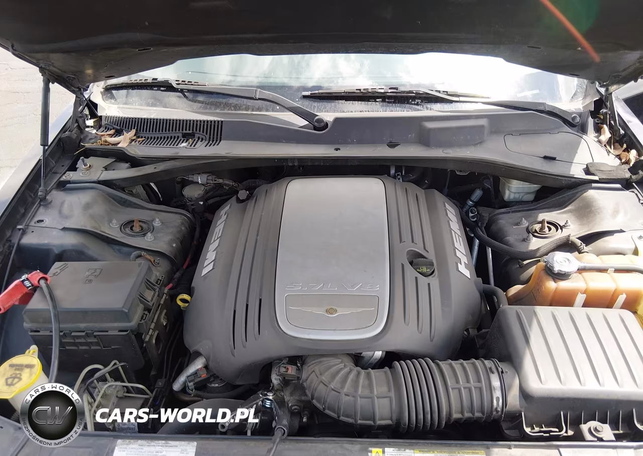 2008 Chrysler 300C Hemi VIN:2C3KA63H78H172841 - 10
