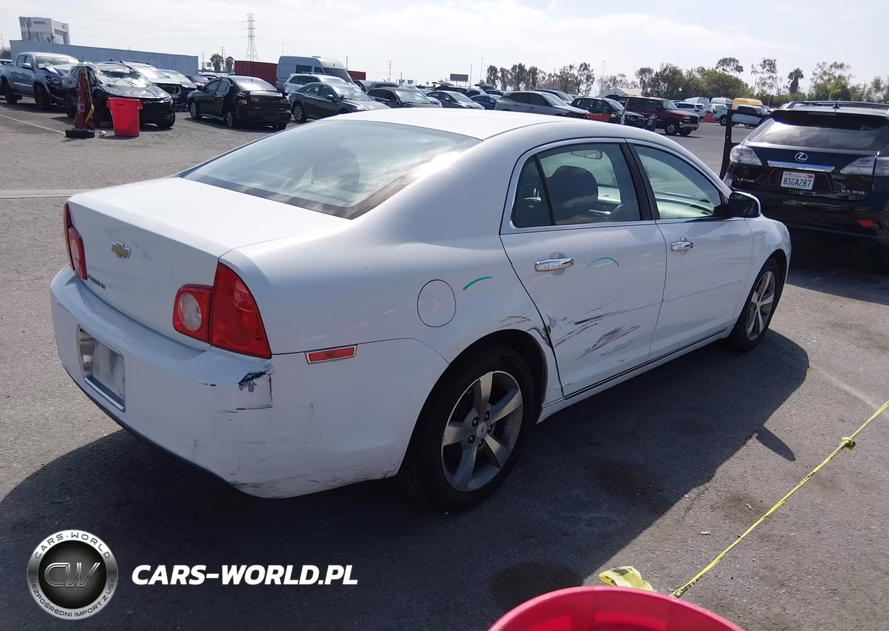 2012 Chevrolet Malibu 1Lt VIN:1G1ZC5E0XCF104090 - 4