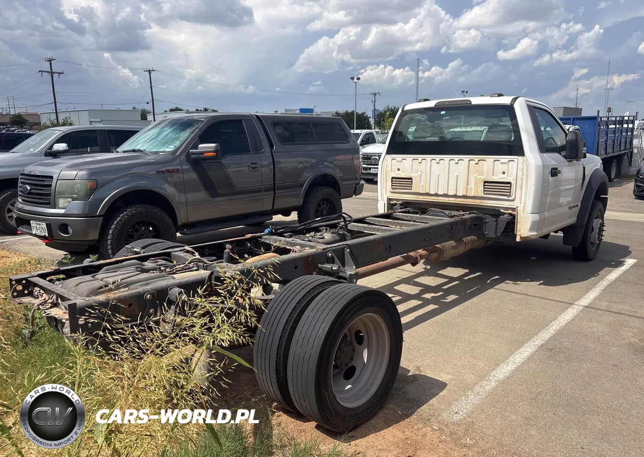 2022 Ford F-550 Chassis Xl VIN:1FDUF5GT0NDA13176 - 4